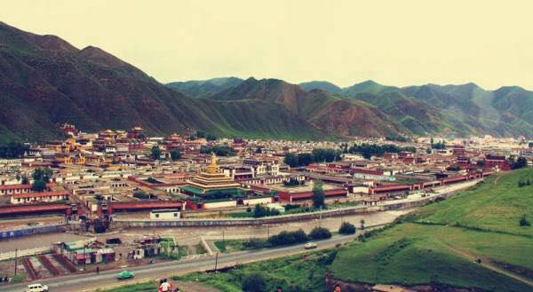 チベット アムド地方 ラブラン